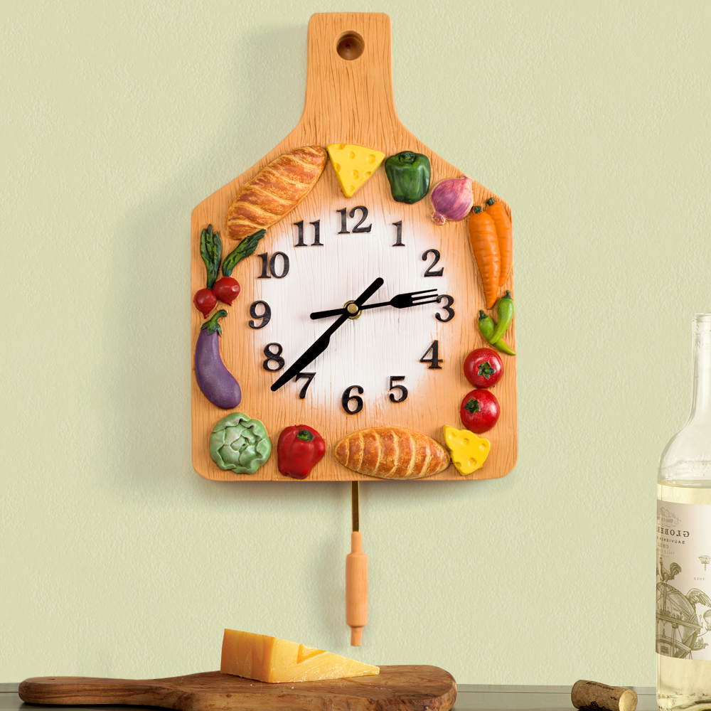На кухне есть часы. Оригинальные часы на кухню. Необычные кухонные часы настенные. Часы на кухню настенные. Часы на кухню настенные оригинальные.