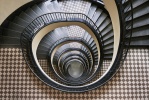 Бесконечные спиралевидные лестницы Будапешта