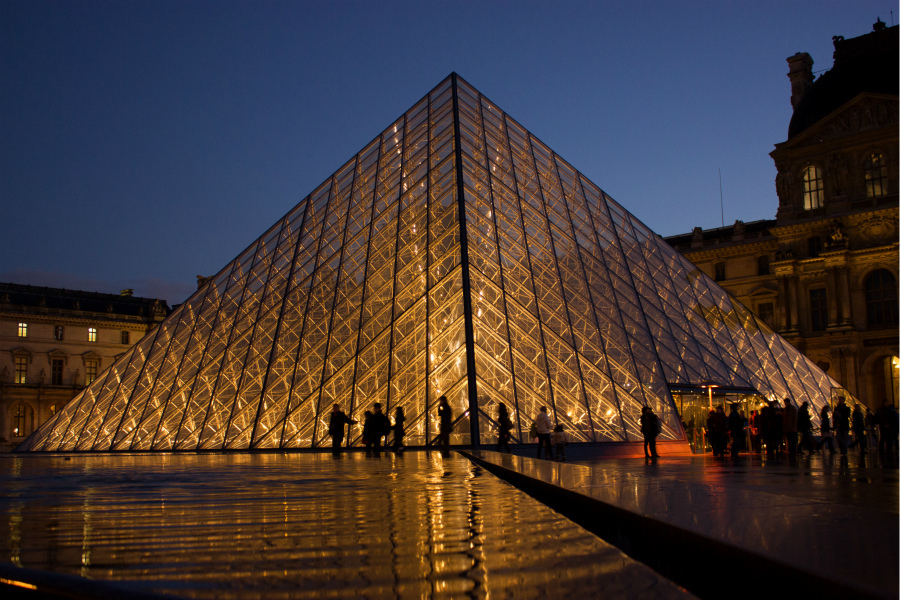самые красивые музеи Лувр Франция