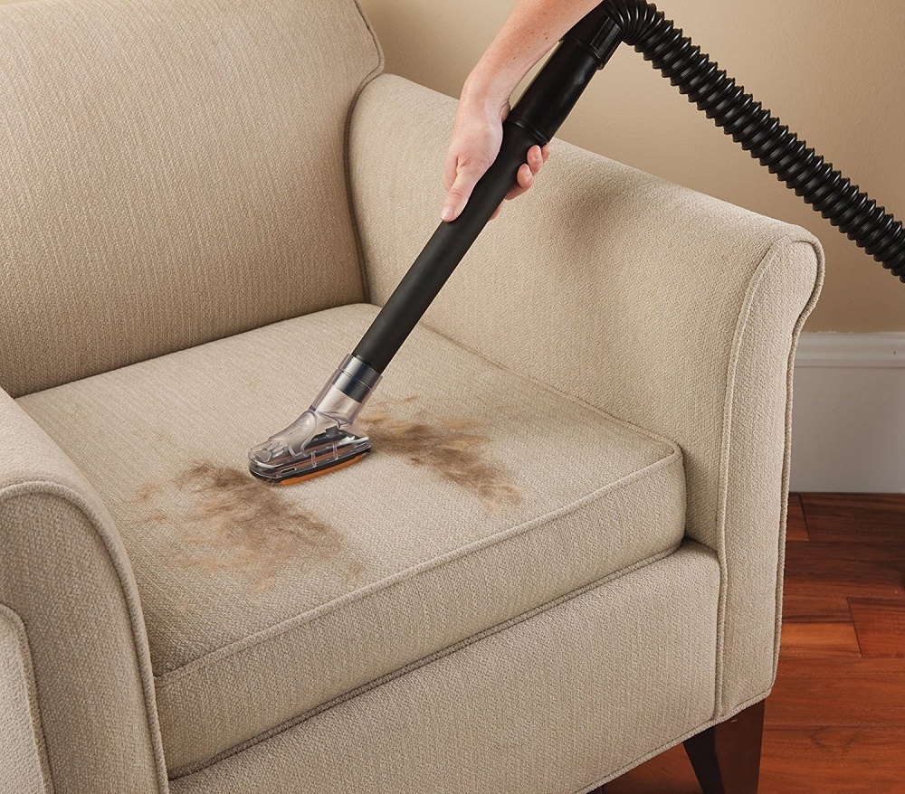 как очистить кресло от шерсти