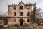 Заброшенная Абхазия: постапокалиптические снимки некогда цветущего края от британского фотографа